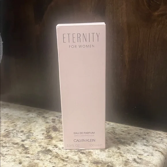 Calvin Klein Eternity for Women Eau de Parfum - Pink - Picture 1 of 2